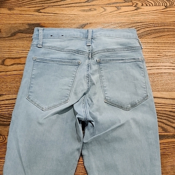 Gap Favorite Jegging Women Size 27R! Like  brand new! Never worn! Has stretch! - Picture 5 of 5